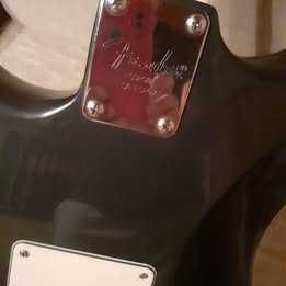 Squier by Fender