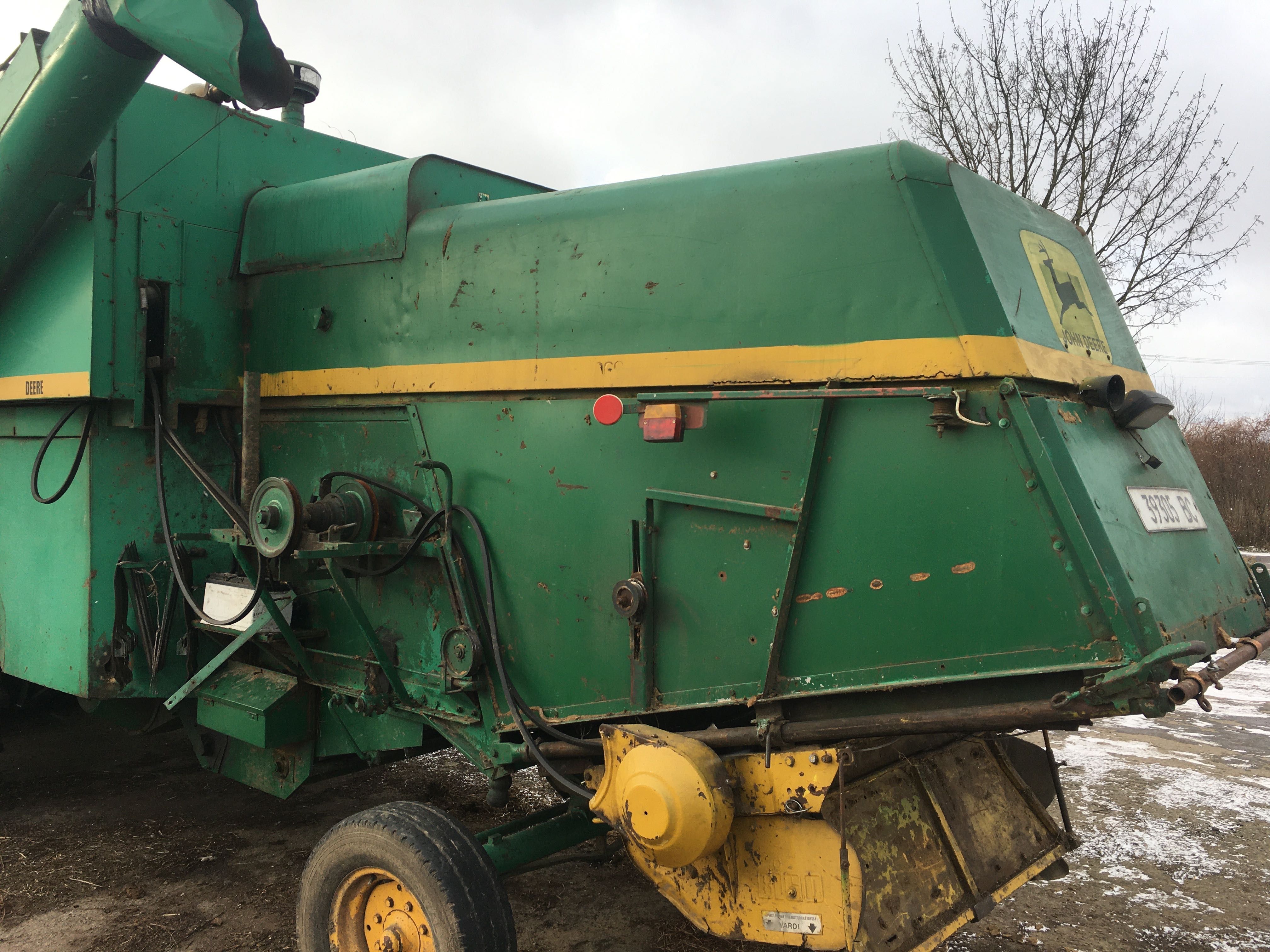 Комбайн John Deere 960