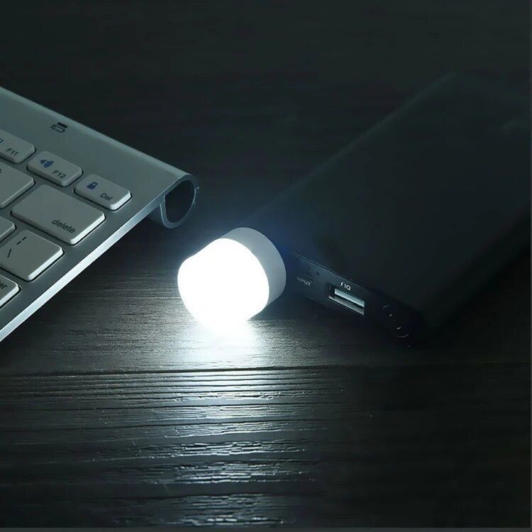 USB LED лампочка холодне світло
