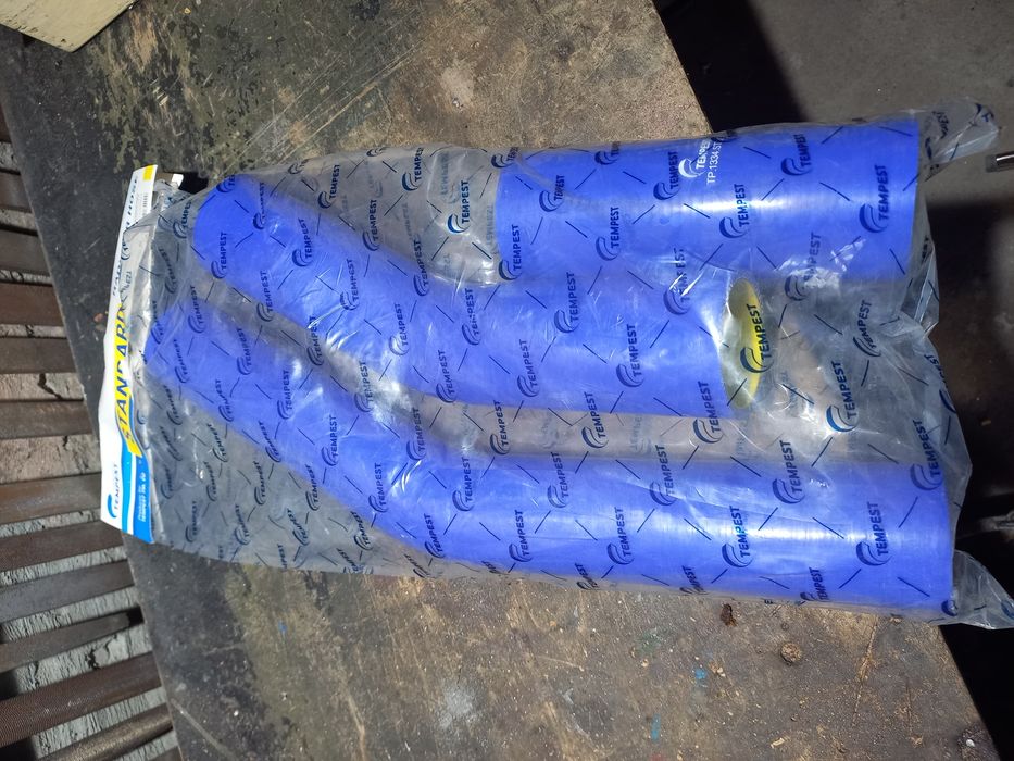 Патрубки зил 130 силикон