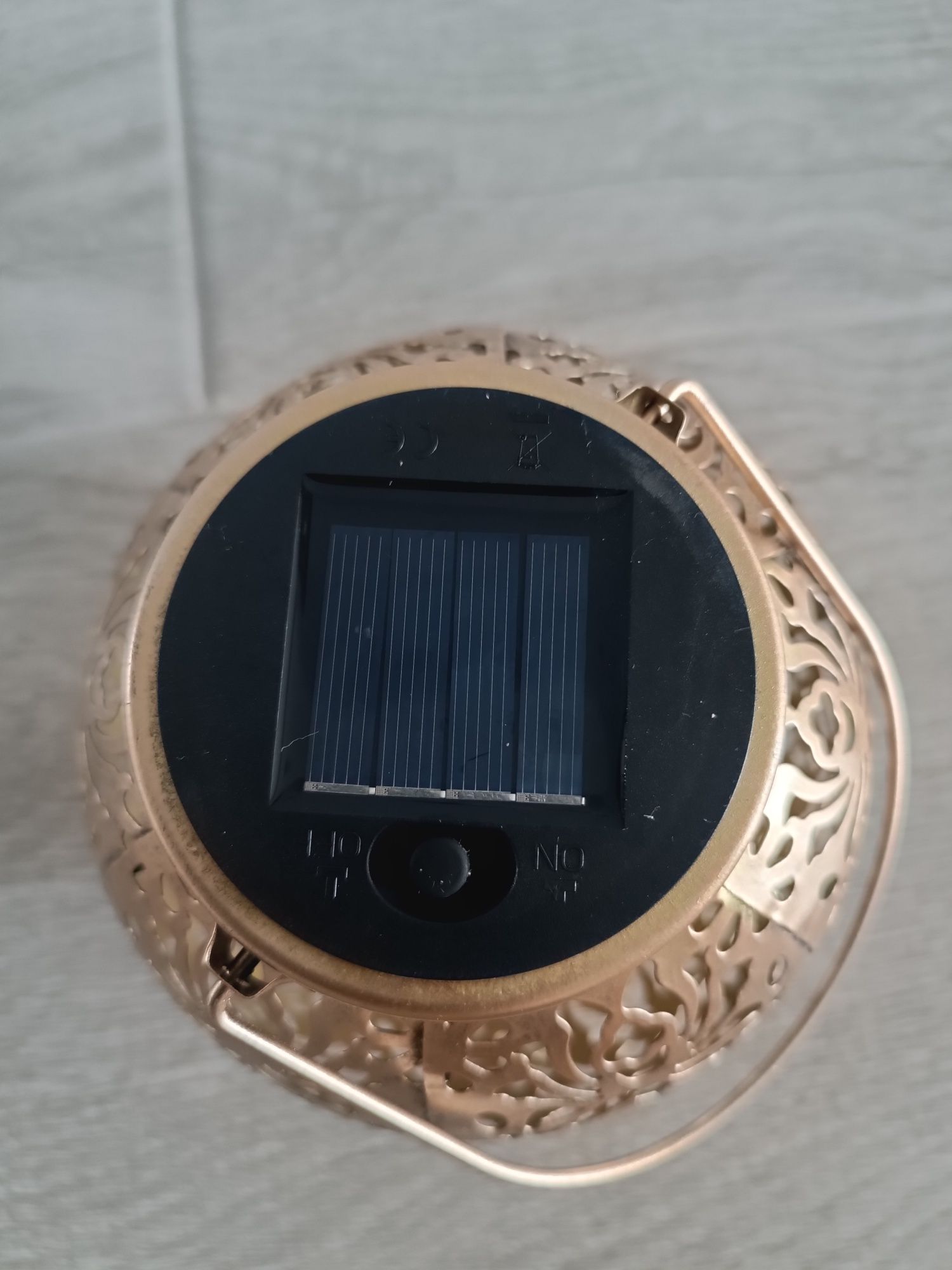 Lampa solarna LED ogrodowa