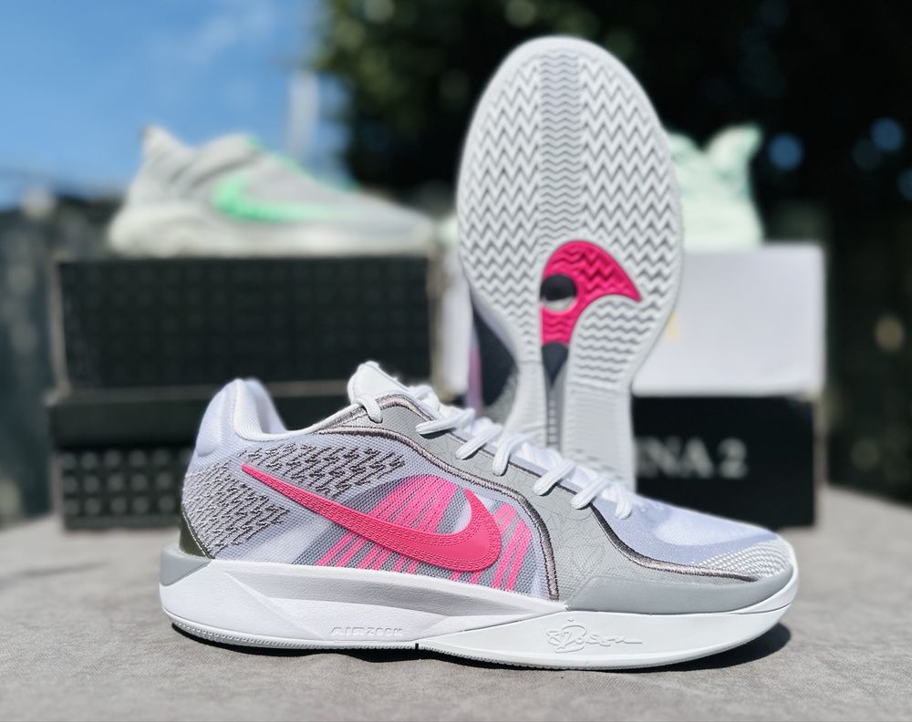 Баскетбольні кросівки Nike Sabrina 2