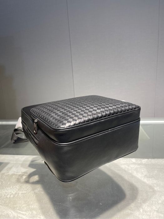 BOTTEGA VENETA мужской рюкзак портфель ранец