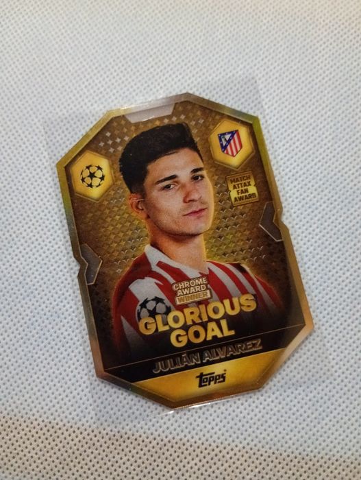 Carta Topps Shield Julian Alvarez