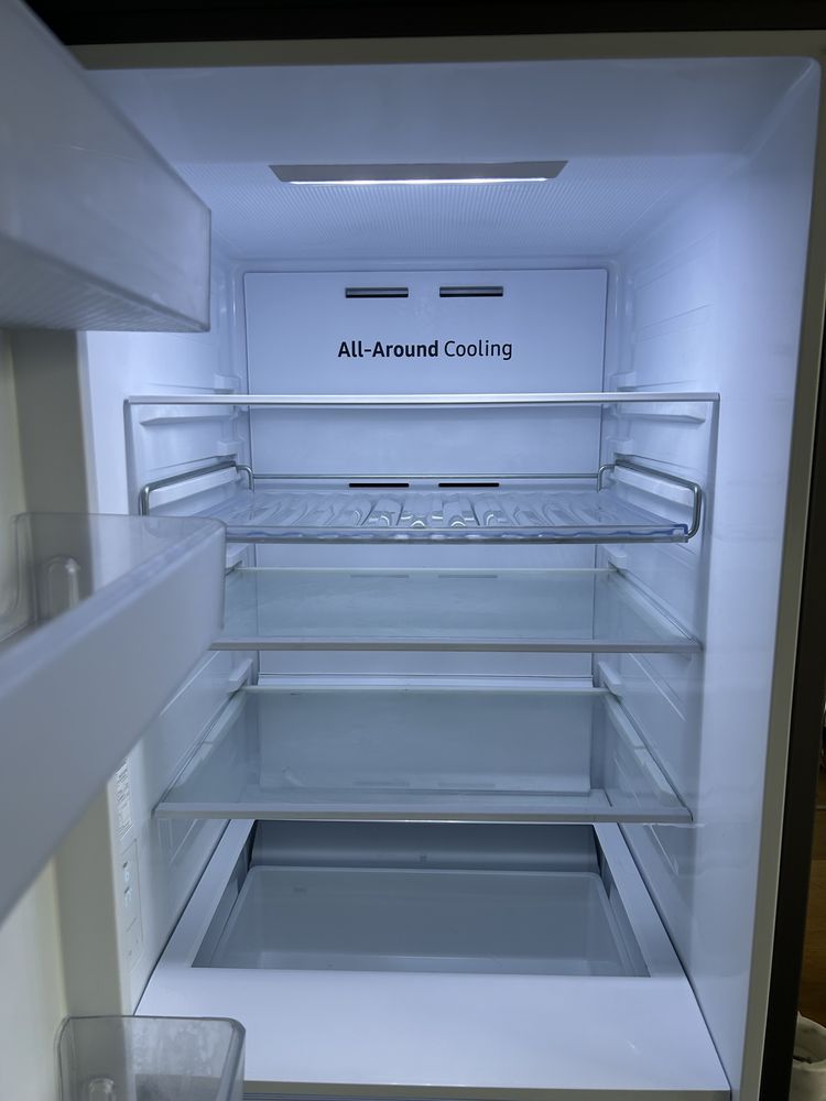 Lodówka Samsung Bespoke czarne szkło