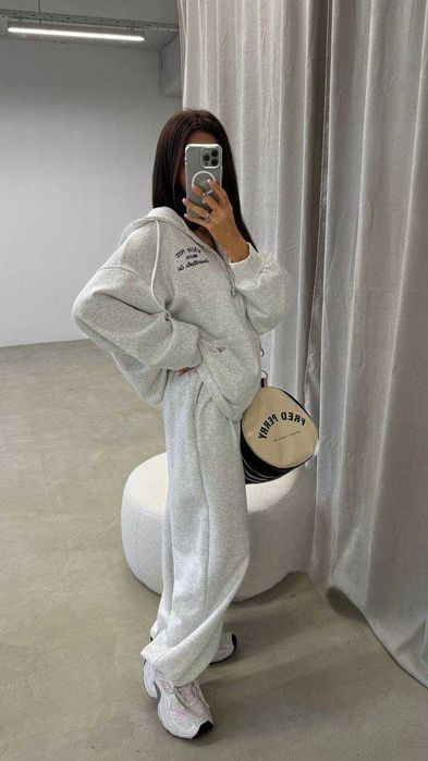 костюм спортивний