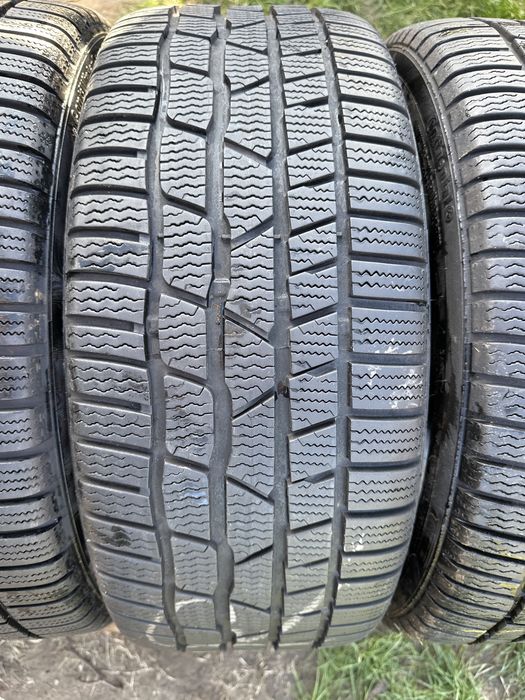 Opony 225/40/18 92 v Continental winter contact ts 830 P(1018/28c)