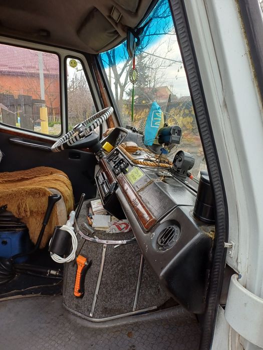 Мерседес - Бенц 310