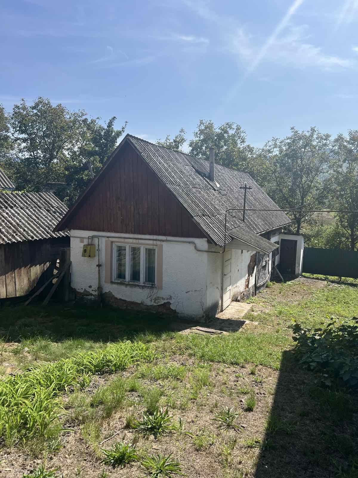 Продаємо будинок у селі Черник біля Сваляви