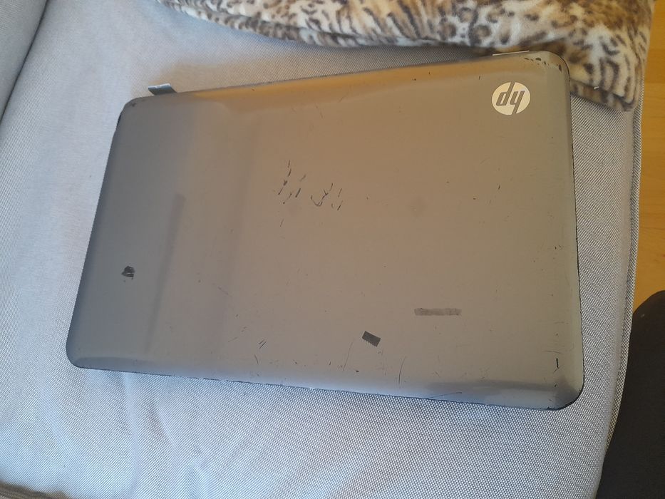 Portátil com algumas teclas avariadas e touch vendo a melhor oferta