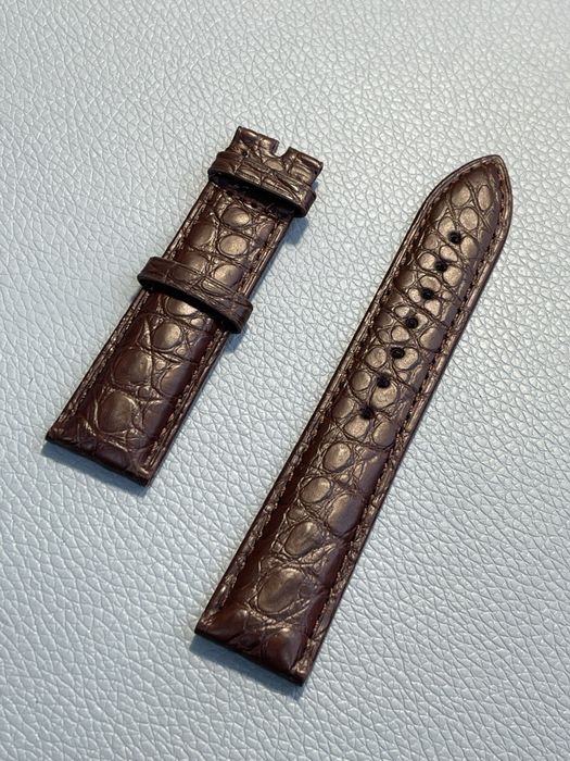 Кожаный ремешок из кожи крокодила 20 мм на 18 мм