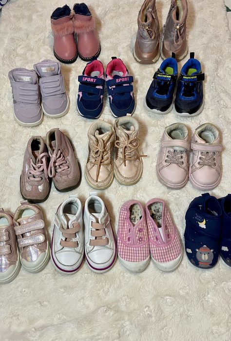 Взуття на дівчинку осінь-зима-весна.