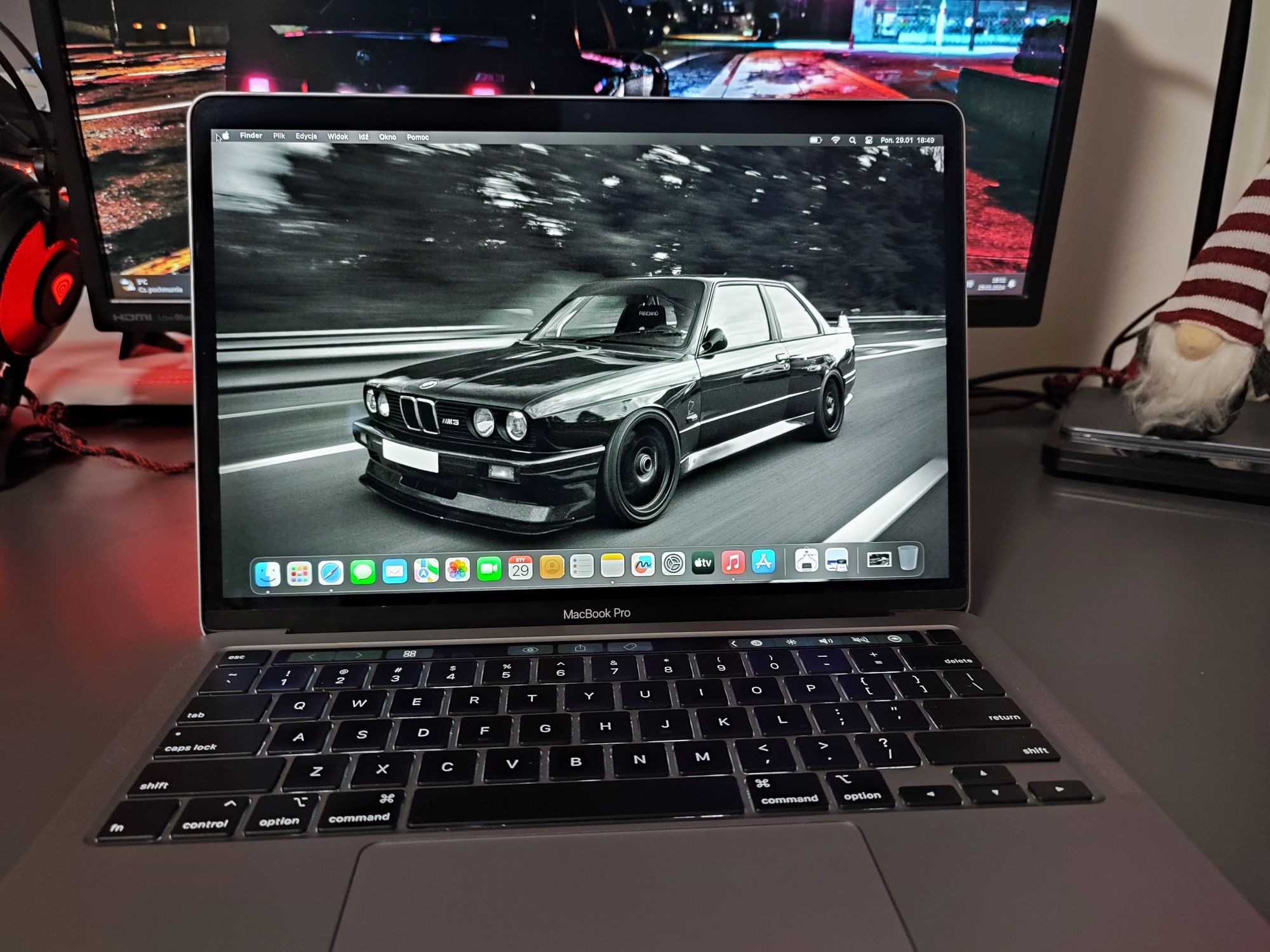 MacBook pro 13 r.2021 16Gb 1Tb (etui i-BLASON)