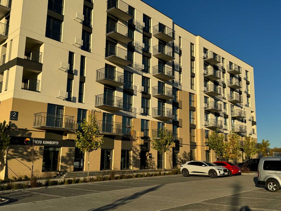 Продаж комерційного приміщення 65.65 кв.м. м. Пустомити