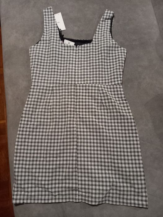 Новий сарафан з розрізом на нозі