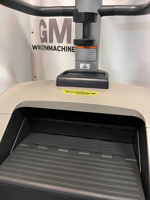 Schody Technogym Excite 700 Unity srebrny