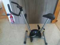 BICICLETA ESTÁTICA para treino em casa