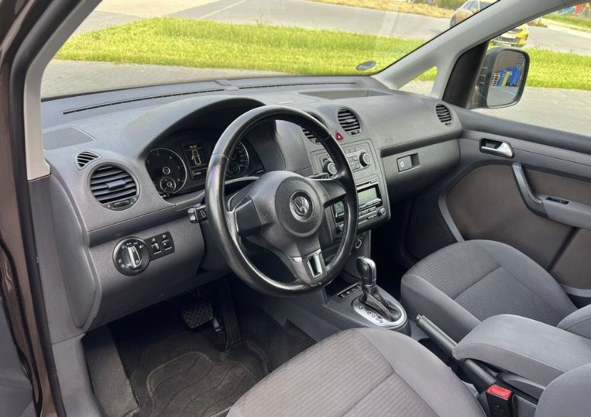 Volkswagen Caddy 2014 2.0 TDI AUTOMAT