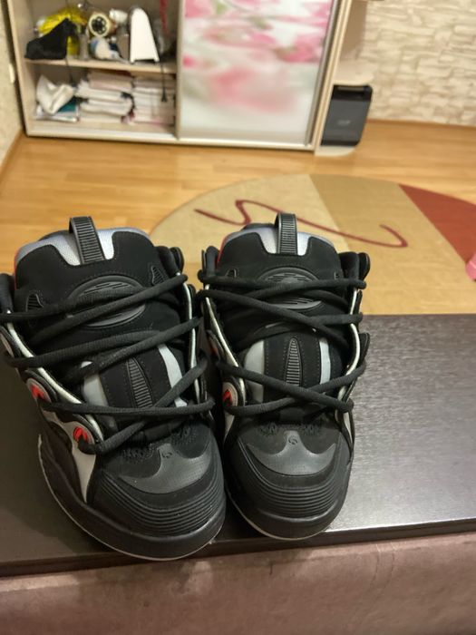 Osiris shoes 43 size