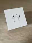 Słuchawki AirPods 4