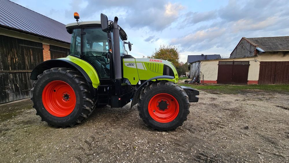 Claas arion 620c  Claas arion 620c, mały przebieg, stan idealny, 2850 mtg, 2012 rok