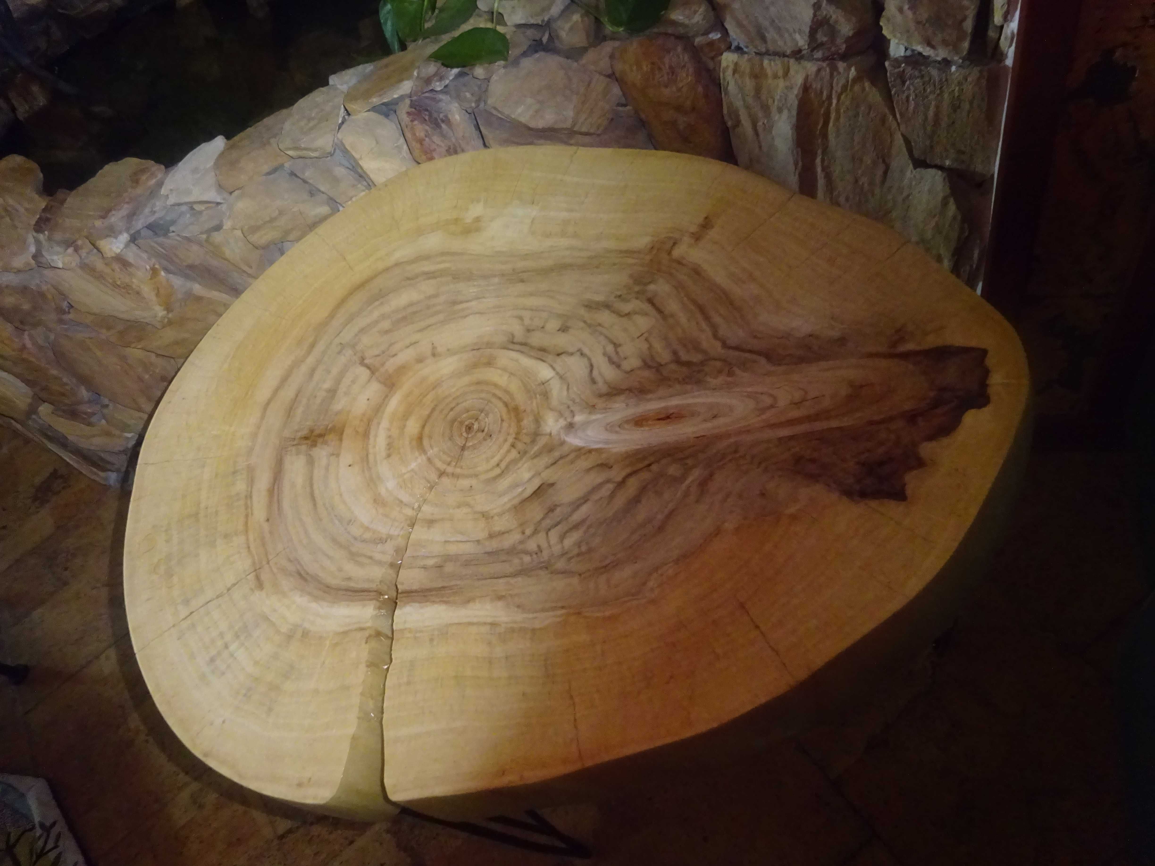 piękny drewniany stół stolik kawowy ogrodowy do domu z drzewa 64 cm