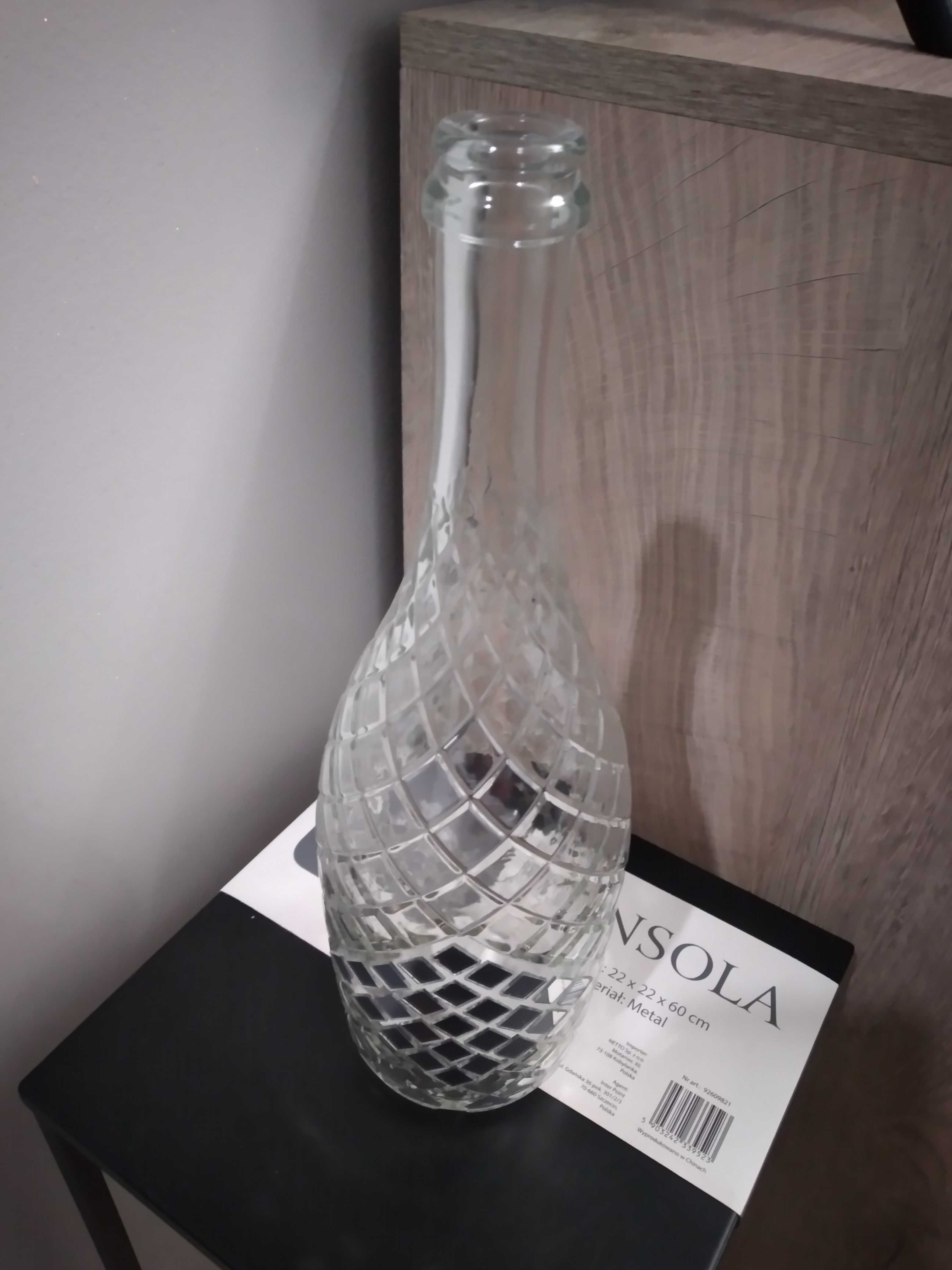 Butelka szklana ozdobna na wino na trunki