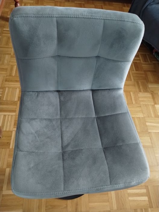 Hoker barowy welurowy