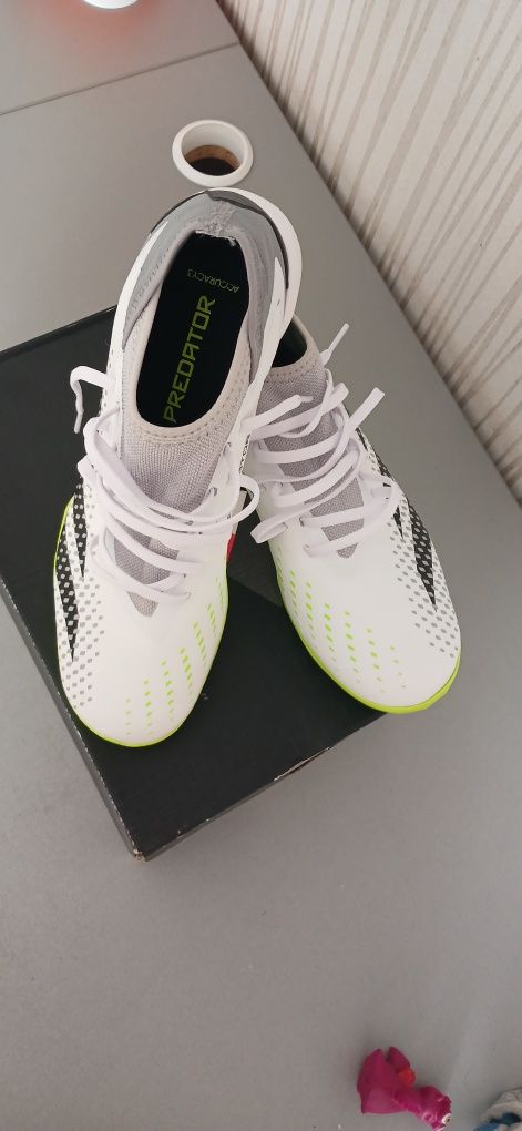 Сороконожки Adidas Predator Accuracy.3 TF 27см