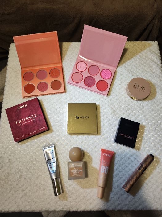 Mega zestaw kosmetyków! Kolorówka najnowsze hity