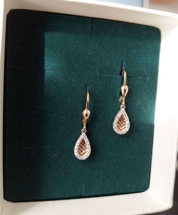 Wiszące złote kolczyki pr. 333 z cyrkoniami - diamentowane