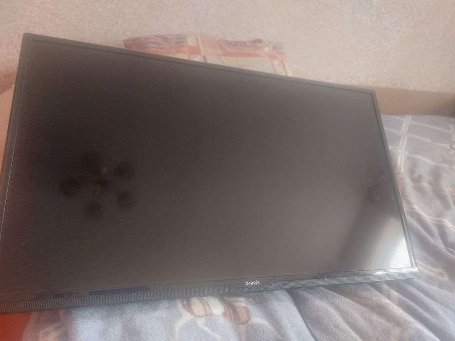 Продам телевізор 32" BRAVIS б/в