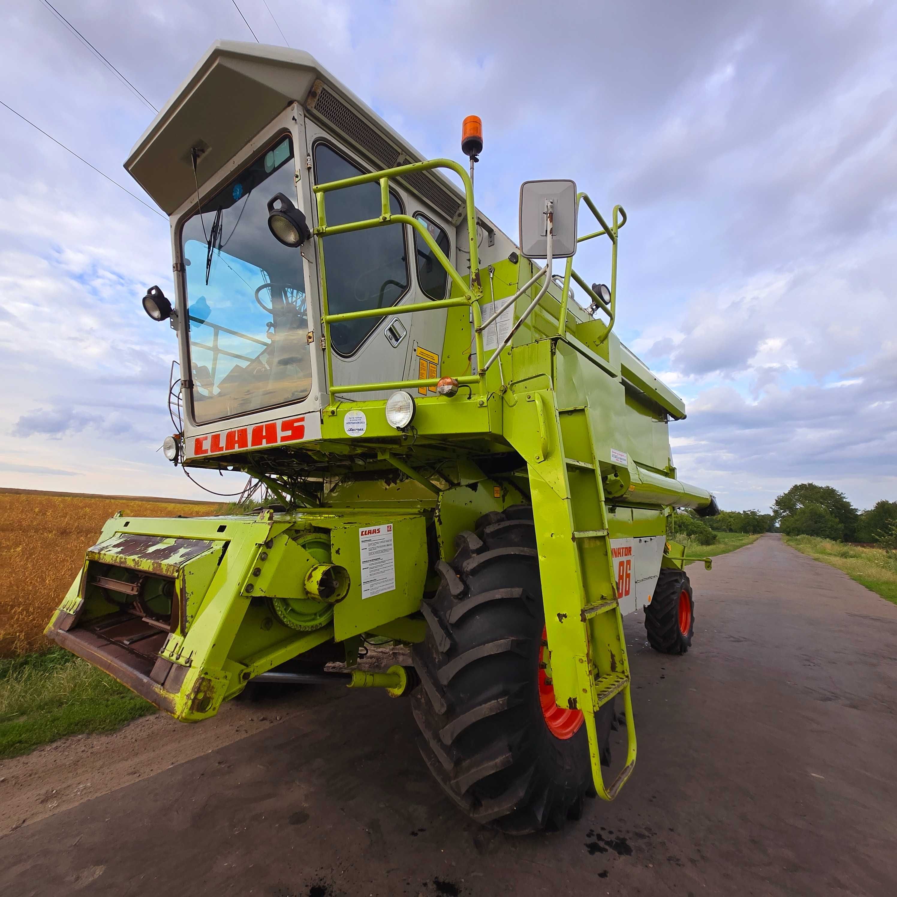 Свіжопривезений claas dominator 86