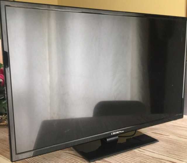 TV CROWN Led 32" (70x40)