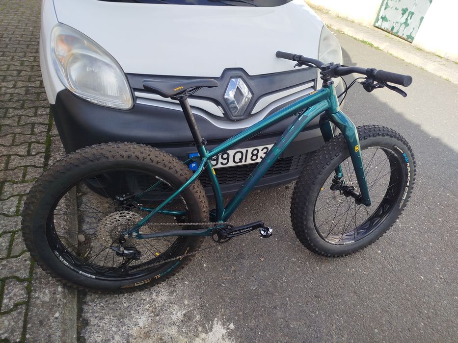 Bicicleta Fat Bike BTT