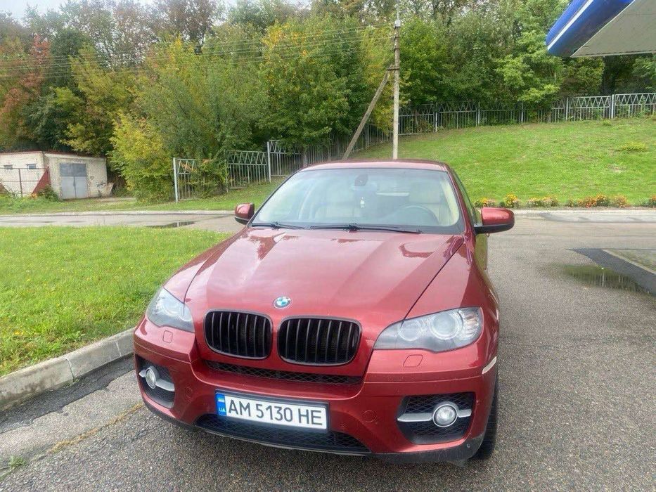Продаю BMW X6 в хорошому стані. Спілкуємося! ТОРГУЄМОСЯ!