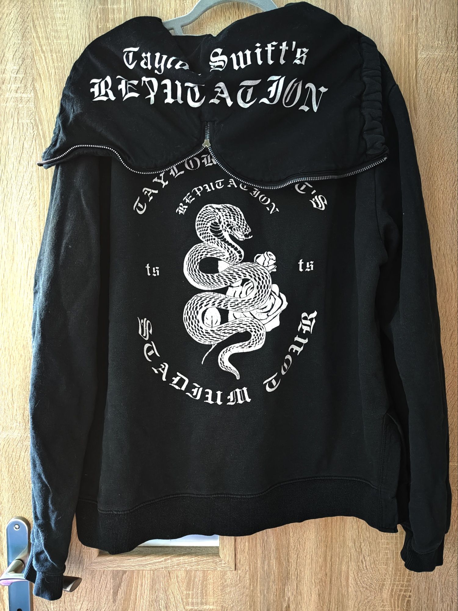 Bluza Reputation stadium tour Taylor Swift rep