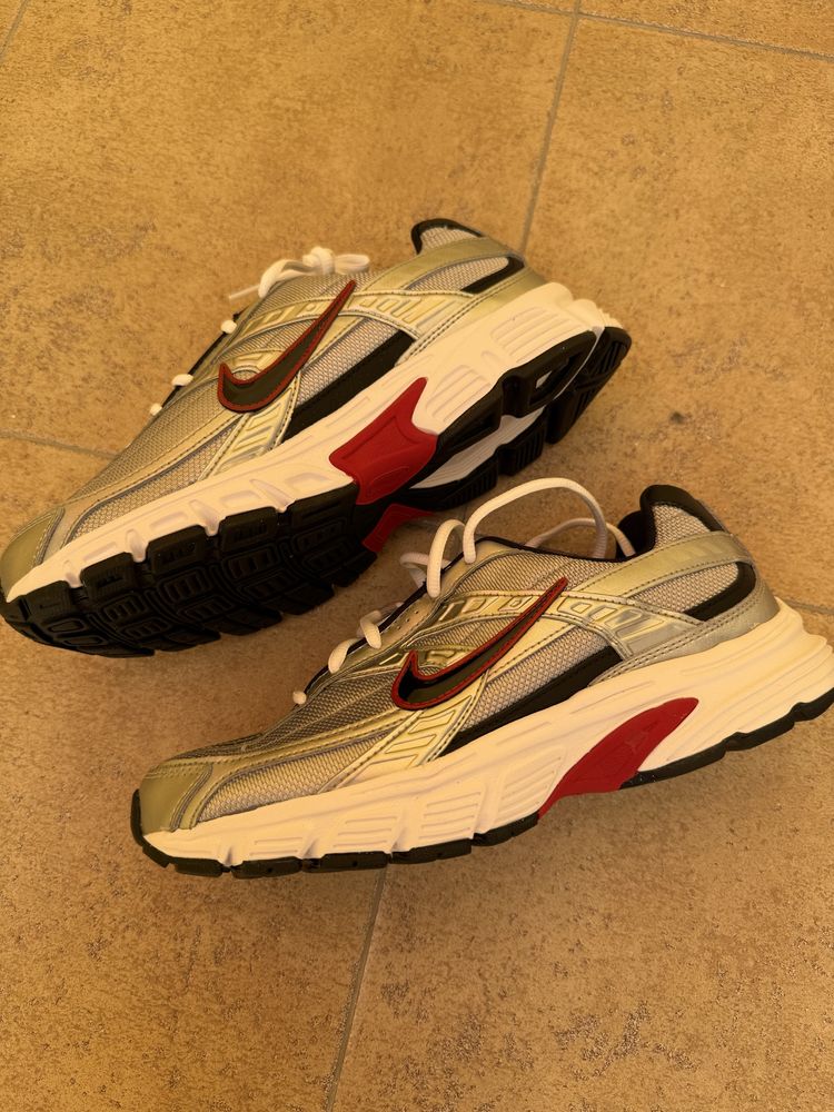 Nike Initiator оригінал 42р
