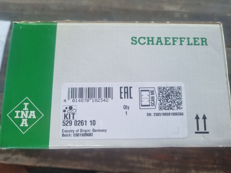 Комплект ременя з роликом натягування