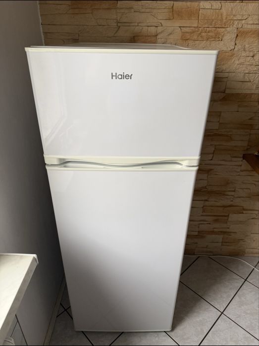 Lodówko-zamrażarka Haier Biała 144 cm