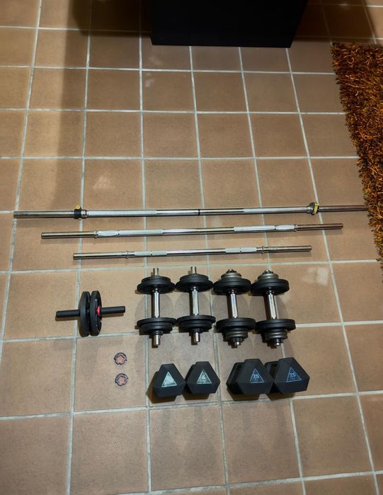 Máquina multifunções+ banco peito + pesos e halteres