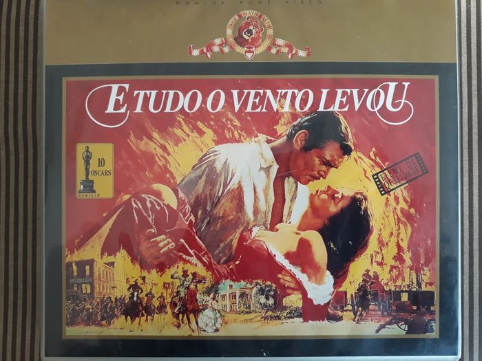 Filme vídeo vhs"E tudo o vento levou" em 2 volumes