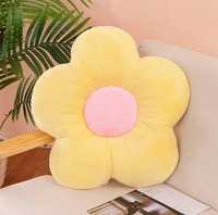Pluszowa poduszka kwiatek żółta nowa