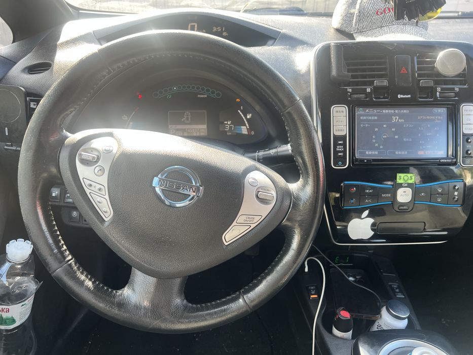 Без торгаNissan leaf 2014 78% залишок батареі запас ходу 130км.Вебаста