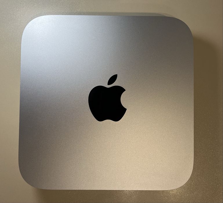 *помаранчеве миготіння* mac mini a2348 (2020) m1 8/256
