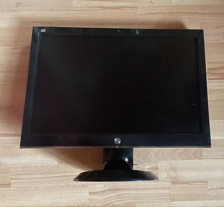 Монитор 22 дюйма в отличном состоянии
