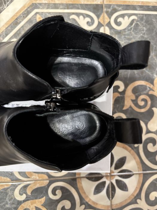 Жіночі осінні черевики