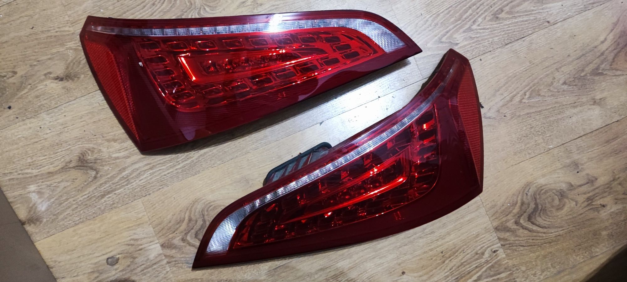 Komplet lamp tył i przód do audi Q5 wersja USA