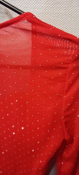 Nowe body czerwone roz m/l