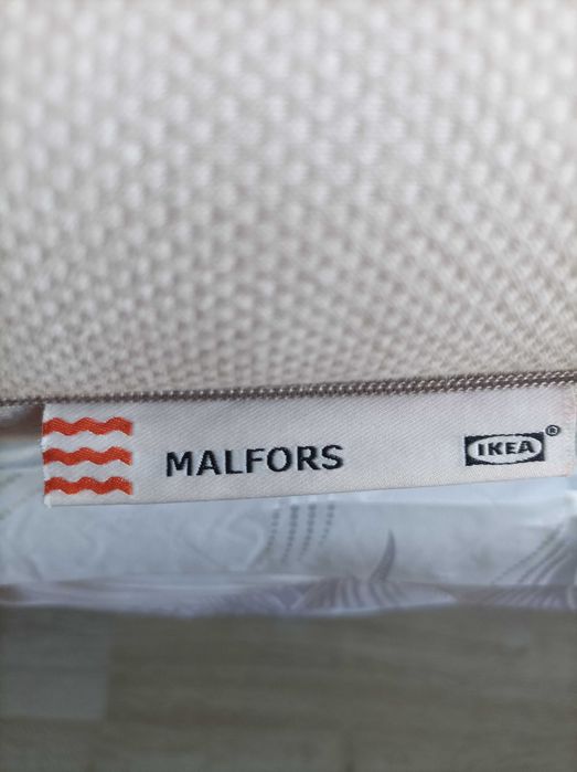 Mało używany materac IKEA Malfors